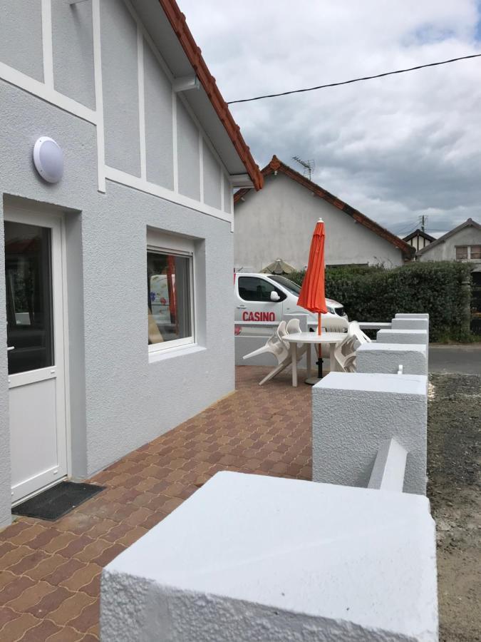 Villa Proche Mer St Martin De Brehal Luaran gambar